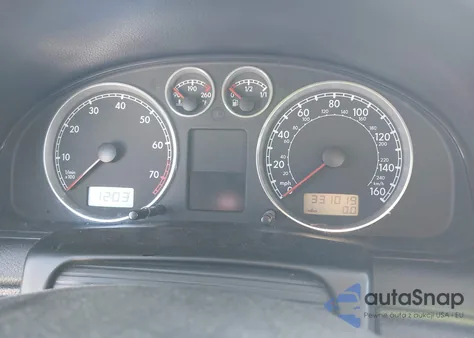 2003 Volkswagen Passat Glx z USA, uszkodzony, nr VIN WVWRH63B33P247895